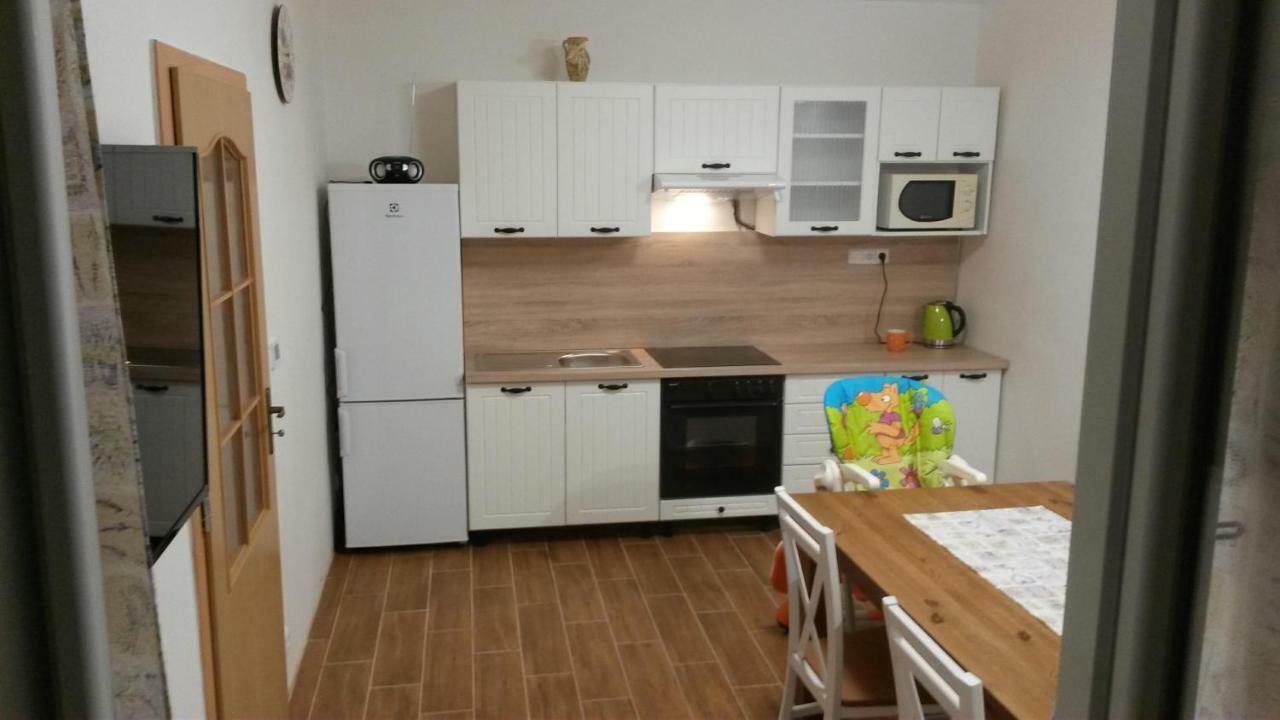 Apartman Pod Bozim Darem Jachymov Bagian luar foto