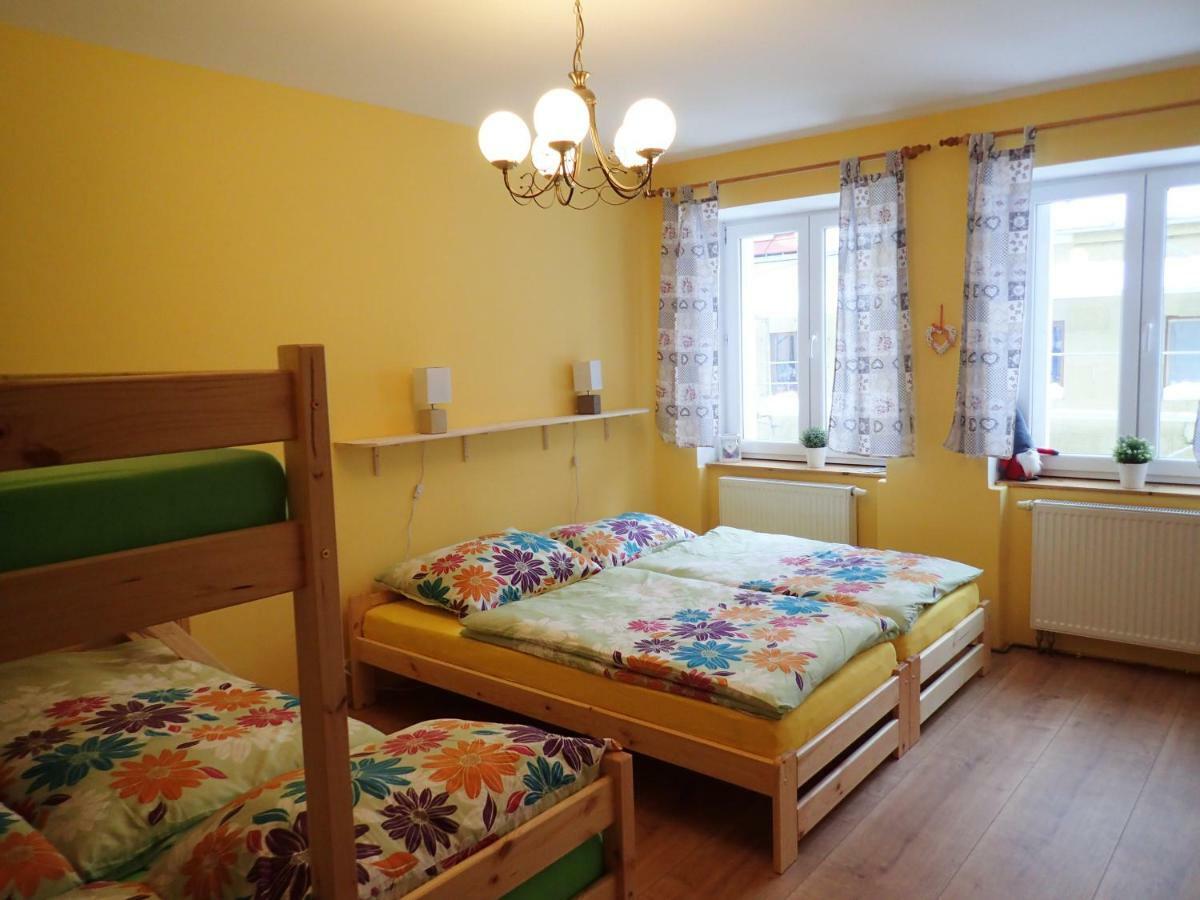 Apartman Pod Bozim Darem Jachymov Bagian luar foto