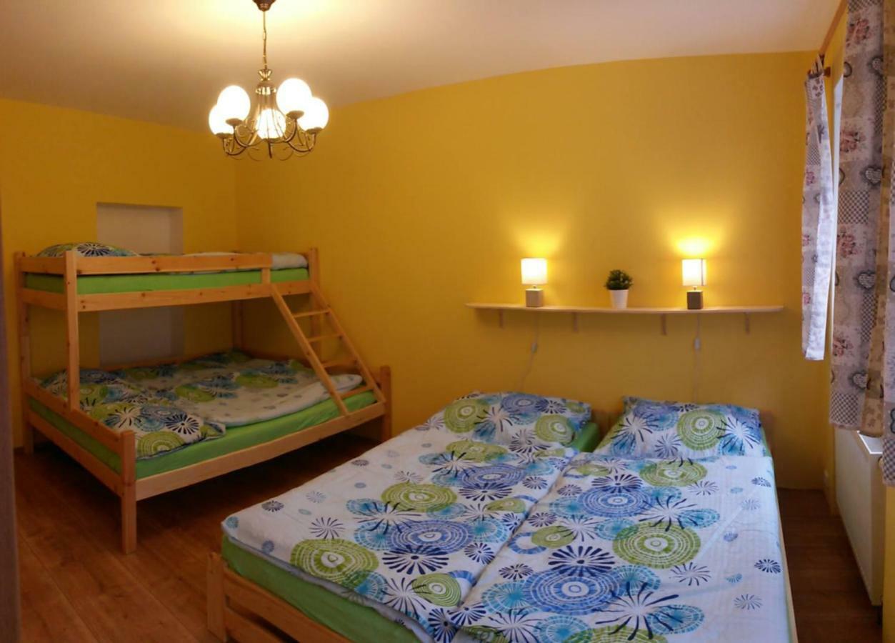 Apartman Pod Bozim Darem Jachymov Bagian luar foto